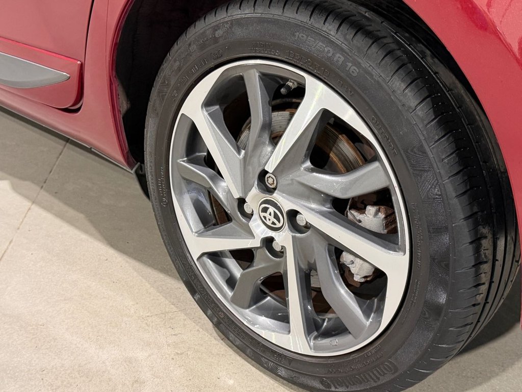 USED 2020 20 TOYOTA YARIS 1.5 VVT-h Y20 Bi-tone Hatchback 5dr Petrol Hybrid E-CVT Euro 6 (s/s) (100 ps) 
