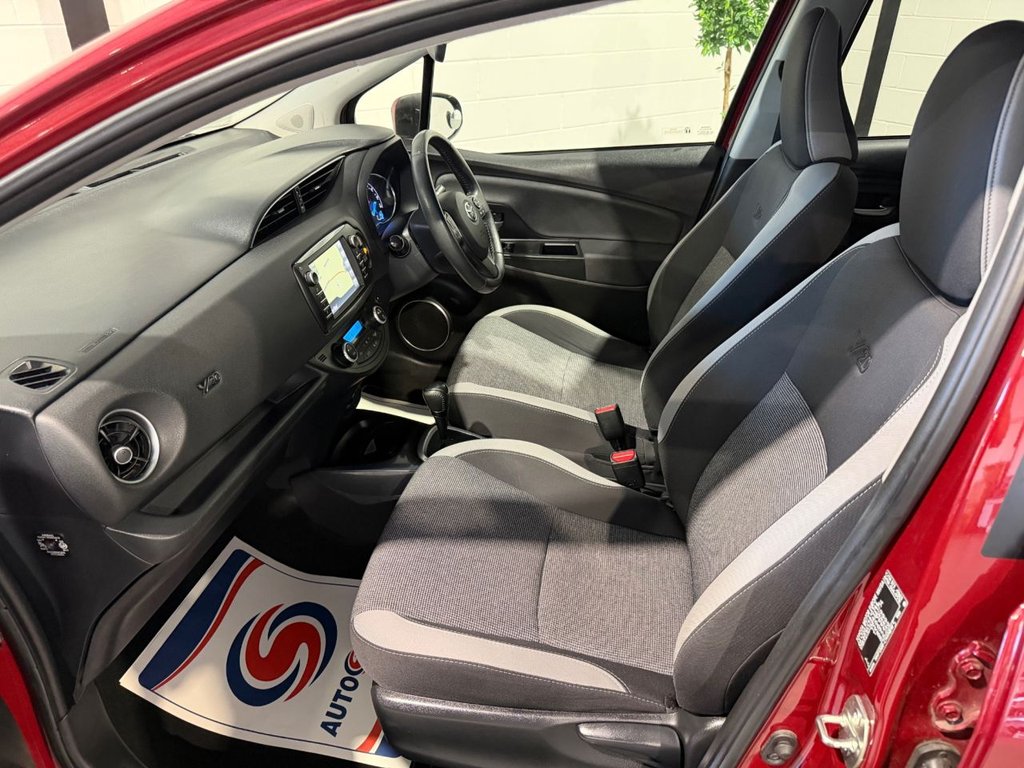 USED 2020 20 TOYOTA YARIS 1.5 VVT-h Y20 Bi-tone Hatchback 5dr Petrol Hybrid E-CVT Euro 6 (s/s) (100 ps) 