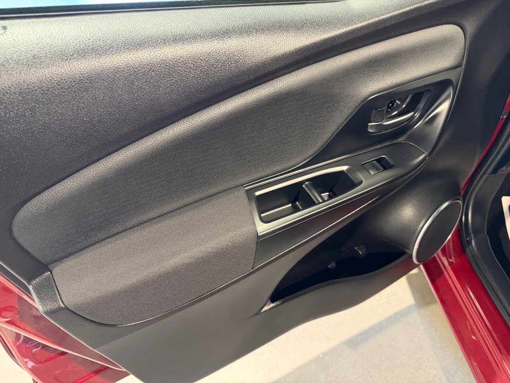 USED 2020 20 TOYOTA YARIS 1.5 VVT-h Y20 Bi-tone Hatchback 5dr Petrol Hybrid E-CVT Euro 6 (s/s) (100 ps) 