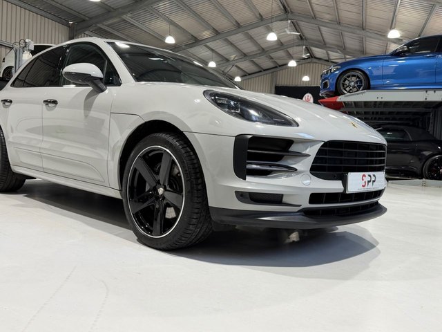 View our PORSCHE MACAN
