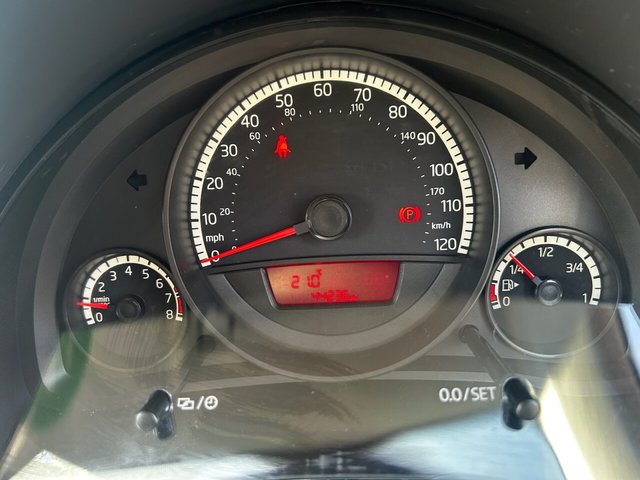 View our VOLKSWAGEN UP!