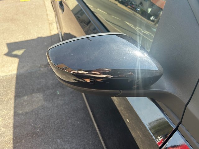 View our VOLKSWAGEN UP!