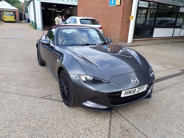 View our MAZDA MX-5