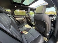 USED 2017 67 LAND ROVER RANGE ROVER VELAR 2.0 D240 R-Dynamic SE SUV 5dr Diesel Auto 4WD Euro 6 (s/s) (240 ps) * Timing Chain Replaced - Pan Roof - Sat Nav - Rev Camera *