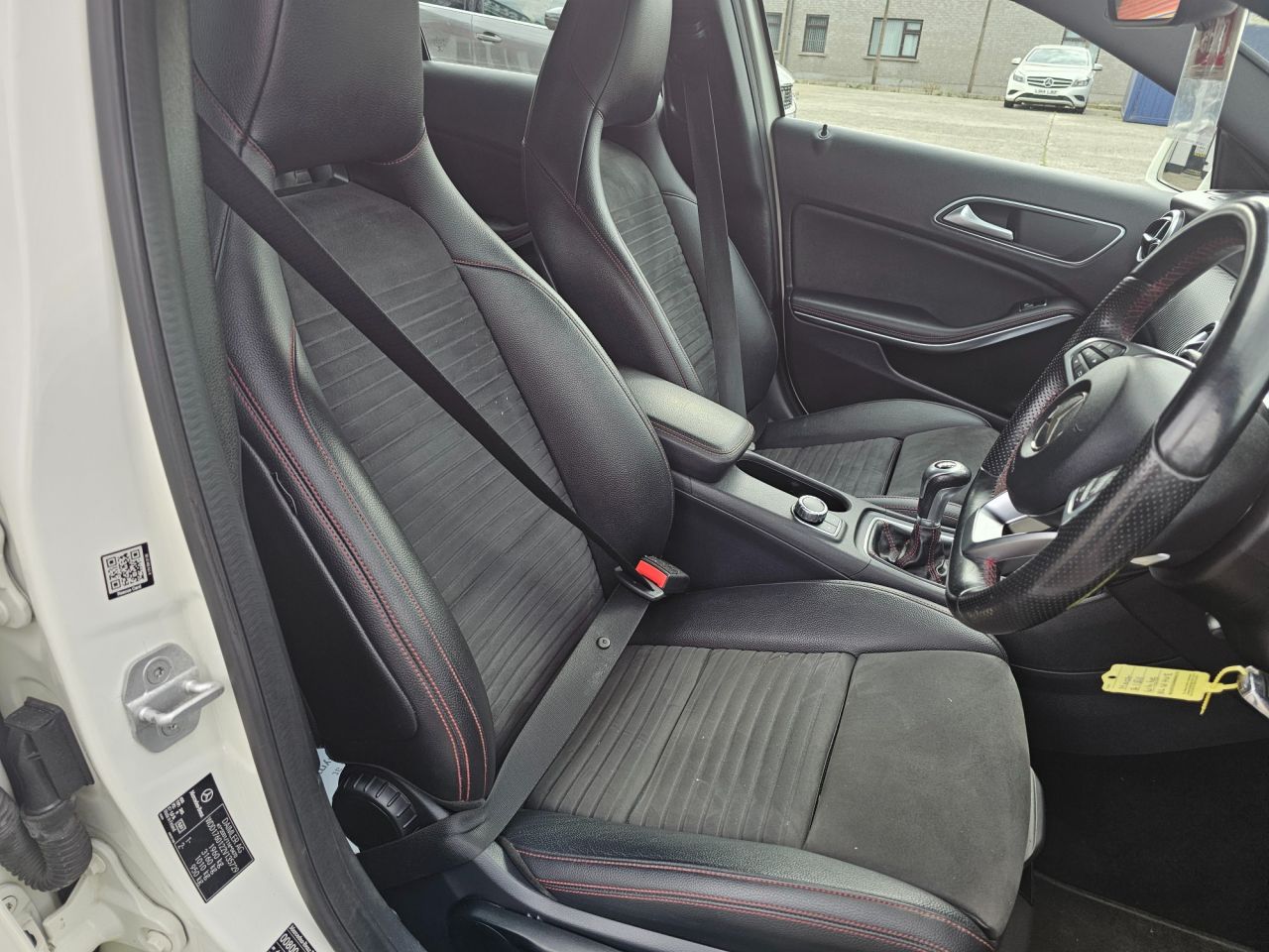 2016 MERCEDES A CLASS 1.5 A180d AMG Line Hatchback 5dr Diesel Manual Euro 6 (s/s) (109 ps) - vehicle photo 15 for sale on PureCar
