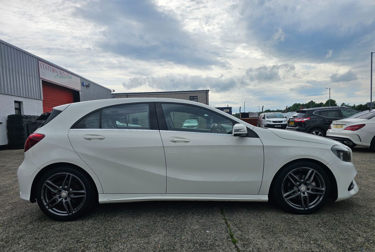 2016 MERCEDES A CLASS 1.5 A180d AMG Line Hatchback 5dr Diesel Manual Euro 6 (s/s) (109 ps) - vehicle photo 14 for sale on PureCar