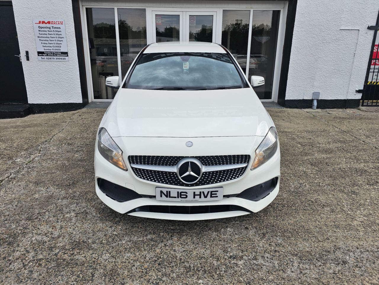 2016 MERCEDES A CLASS 1.5 A180d AMG Line Hatchback 5dr Diesel Manual Euro 6 (s/s) (109 ps) - vehicle photo 5 for sale on PureCar