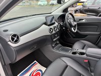 USED 2017 67 MERCEDES-BENZ B CLASS 1.6 B180 Sport (Premium) MPV 5dr Petrol 7G-DCT Euro 6 (s/s) (122 ps) AUTOMATIC* SAT NAV* PARKING SENSORS* REVERSING CAMERA* CRUISE CONTROL* ELECTRIC HANDBRAKE* SPORT / COMFORT / ECO MODE* AUTO START / STOP* DUAL CLIMATE CONTROL WITH AIR CON* FULL LEATHER* HEATED SEATS