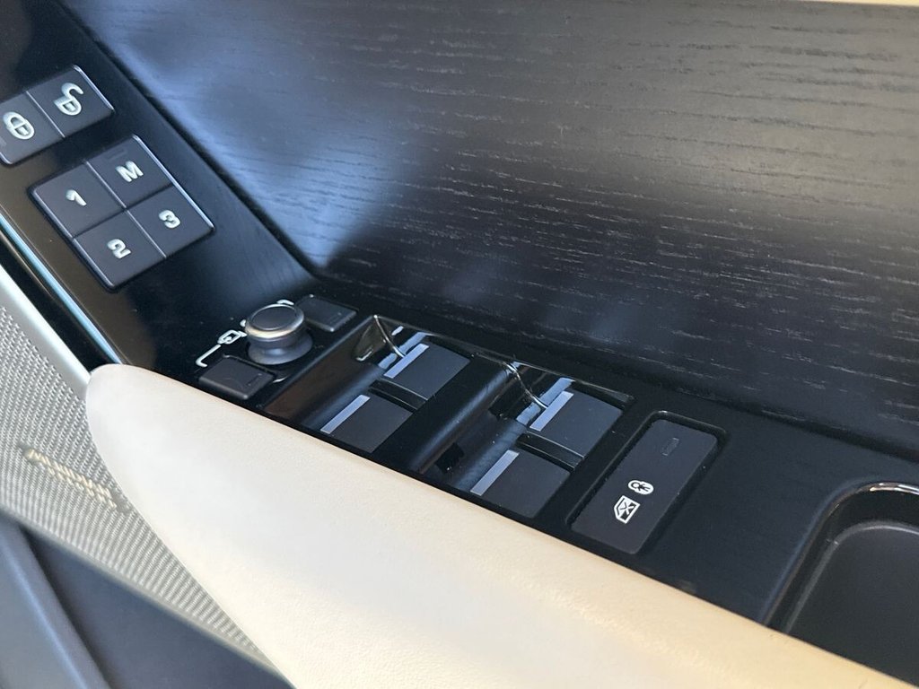 USED 2017 67 LAND ROVER RANGE ROVER VELAR 3.0 Si6 V6 R-Dynamic HSE SUV 5dr Petrol Auto 4WD Euro 6 (s/s) (380 ps) 1 OWNER|JLR SERVICE HISTORY