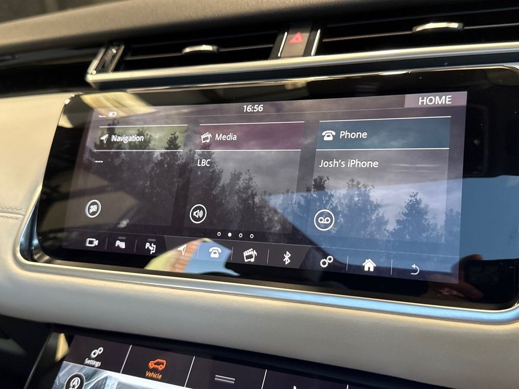 USED 2017 67 LAND ROVER RANGE ROVER VELAR 3.0 Si6 V6 R-Dynamic HSE SUV 5dr Petrol Auto 4WD Euro 6 (s/s) (380 ps) 1 OWNER|JLR SERVICE HISTORY
