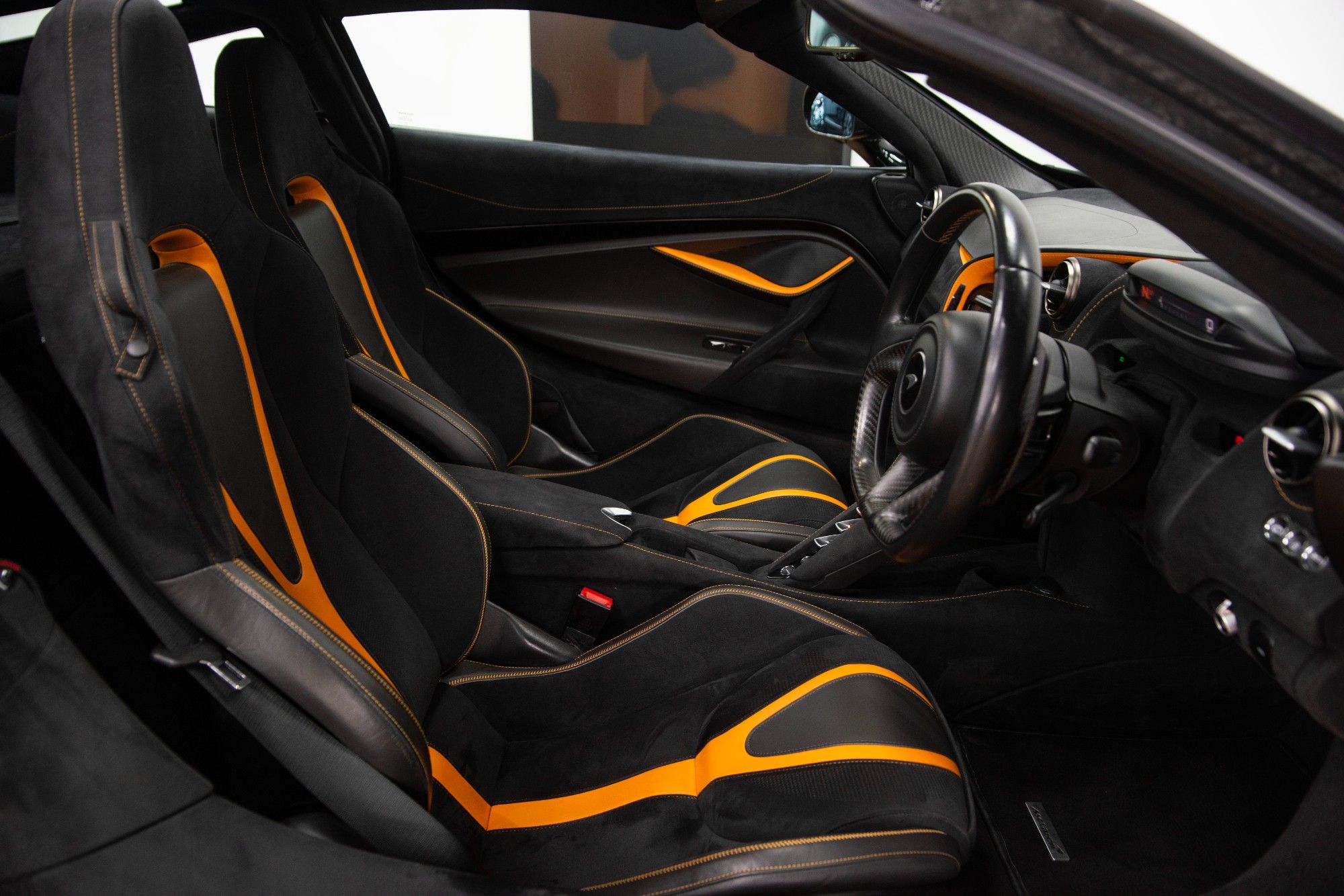USED 2020 MCLAREN 720S 4.0T V8 