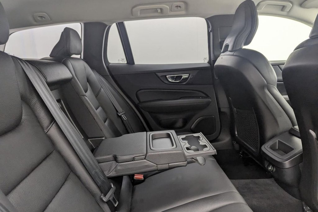 USED 2018 68 VOLVO V60 2.0 D4 Inscription Estate 5dr Diesel Auto Euro 6 (s/s) (190 ps) Sat Nav, Heated Screen, Cruise
