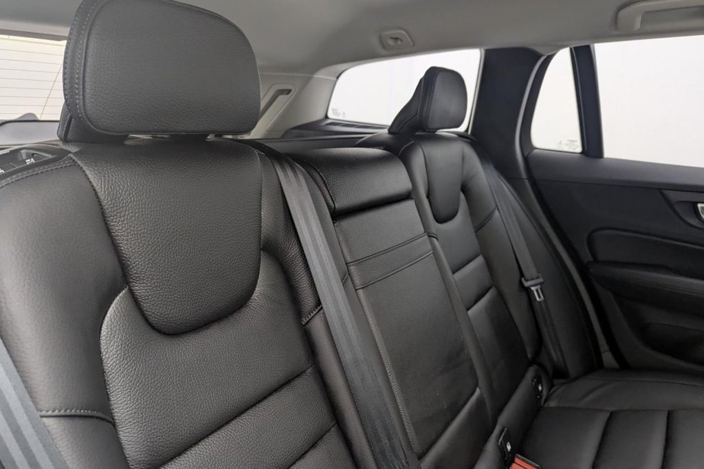 USED 2018 68 VOLVO V60 2.0 D4 Inscription Estate 5dr Diesel Auto Euro 6 (s/s) (190 ps) Sat Nav, Heated Screen, Cruise