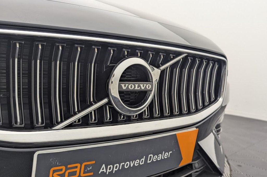 USED 2018 68 VOLVO V60 2.0 D4 Inscription Estate 5dr Diesel Auto Euro 6 (s/s) (190 ps) Sat Nav, Heated Screen, Cruise