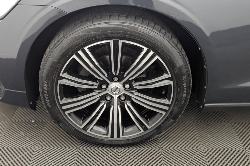USED 2018 68 VOLVO V60 2.0 D4 Inscription Estate 5dr Diesel Auto Euro 6 (s/s) (190 ps) Sat Nav, Heated Screen, Cruise