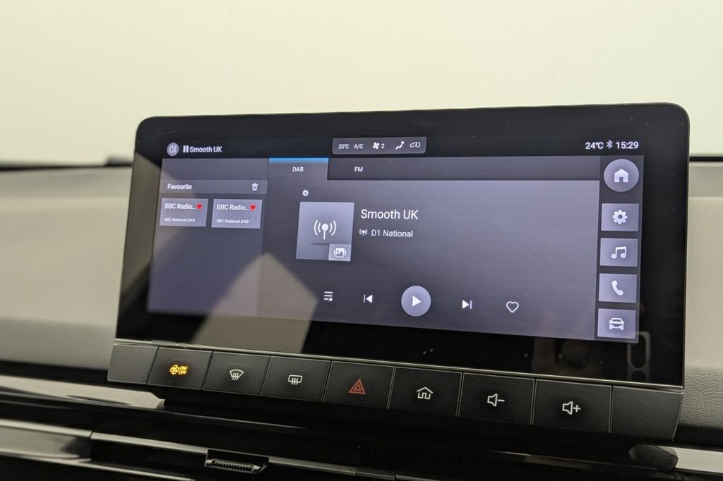USED 2023 23 MG Mg4 51kWh SE Hatchback 5dr Electric Auto (170 ps) Car Play, Sensors, Climate