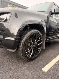 USED 2025 25 LAND ROVER DEFENDER 110 3.0 D250 MHEV X-Dynamic SE SUV 5dr Diesel Auto 4WD Euro 6 (s/s) (250 ps) 