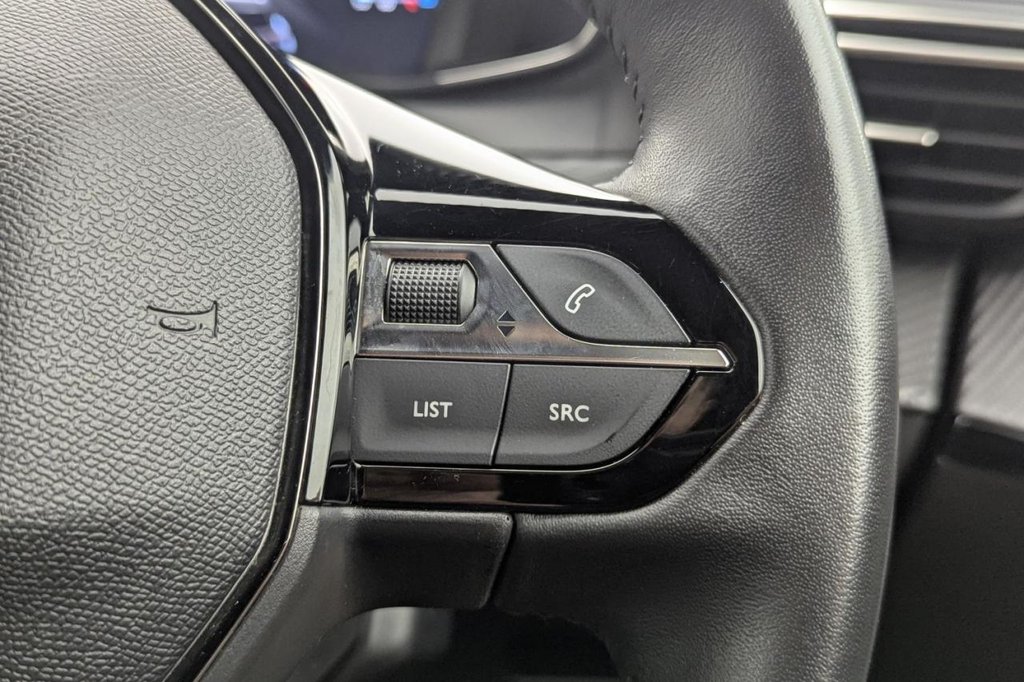USED 2023 73 PEUGEOT 2008 1.2 PureTech Allure SUV 5dr Petrol Manual Euro 6 (s/s) (130 ps) Car Play, 17"Alloys, Sensors