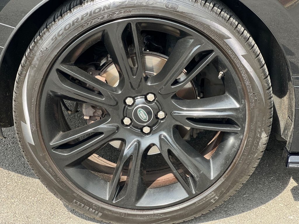 USED 2021 21 LAND ROVER RANGE ROVER VELAR 3.0 D300 MHEV R-Dynamic SE SUV 5dr Diesel Auto 4WD Euro 6 (s/s) (300 ps) MAXTON DESGIN BODYKIT