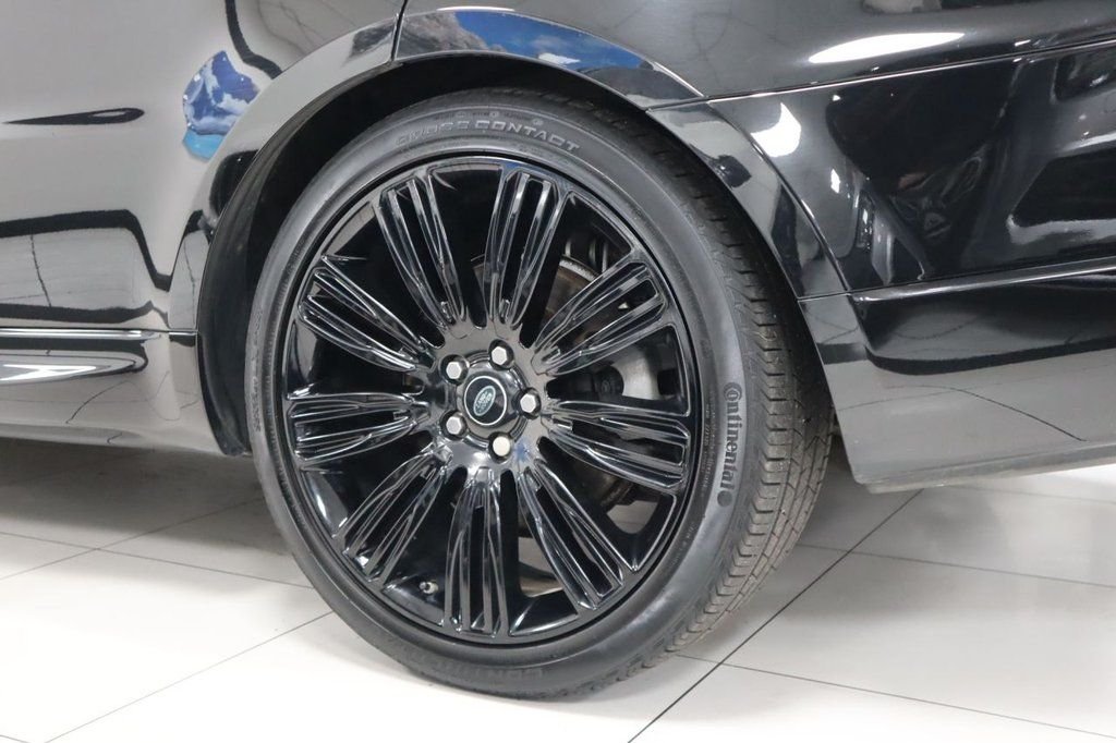 LAND ROVER RANGE ROVER SPORT 3.0 D300 MHEV HSE DYNAMIC BLACK SUV 5DR DIESEL AUTO 4WD EURO...