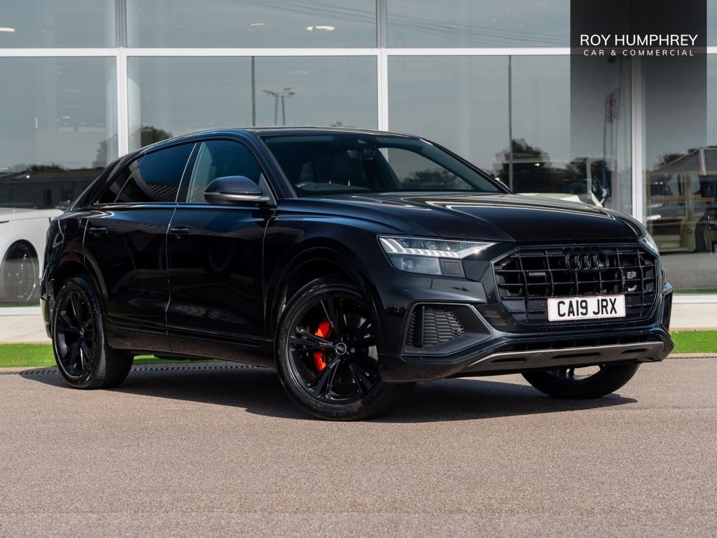View our AUDI Q8