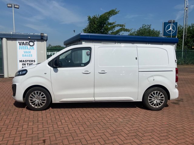 View our VAUXHALL VIVARO