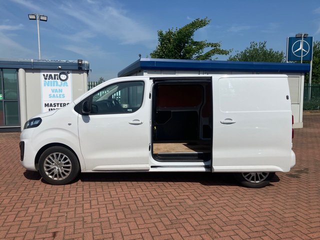 View our VAUXHALL VIVARO