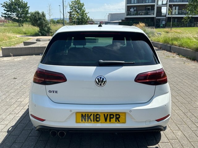View our VOLKSWAGEN GOLF