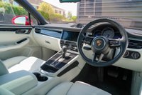 USED 2023 23 PORSCHE MACAN 2.9T V6 S PDK 4WD Euro 6 (s/s) 5dr 1 owner - FPSH! - 13K Spec!!