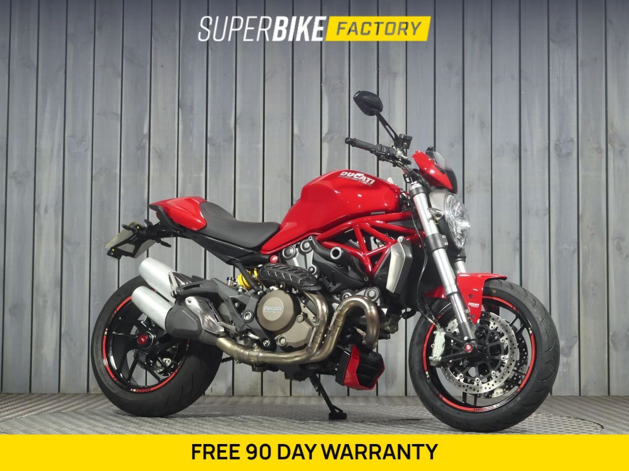 DUCATI Monster 1200