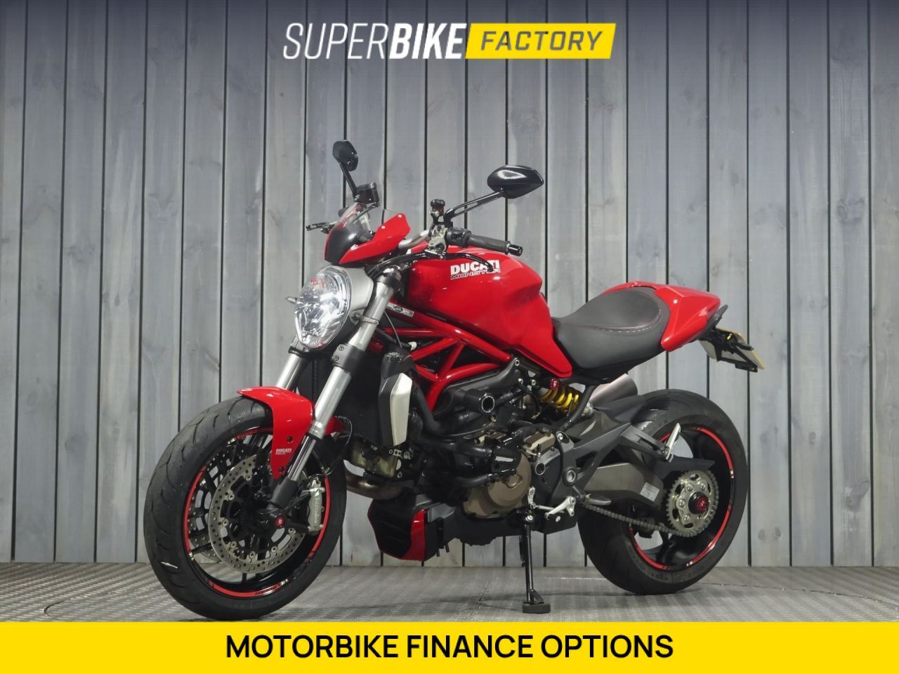 DUCATI Monster 1200