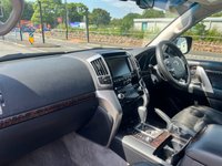 USED 2014 TOYOTA LAND CRUISER 4.5 D-4D V8 SUV 5dr Diesel Auto 4WD Euro 5 (268 ps) 