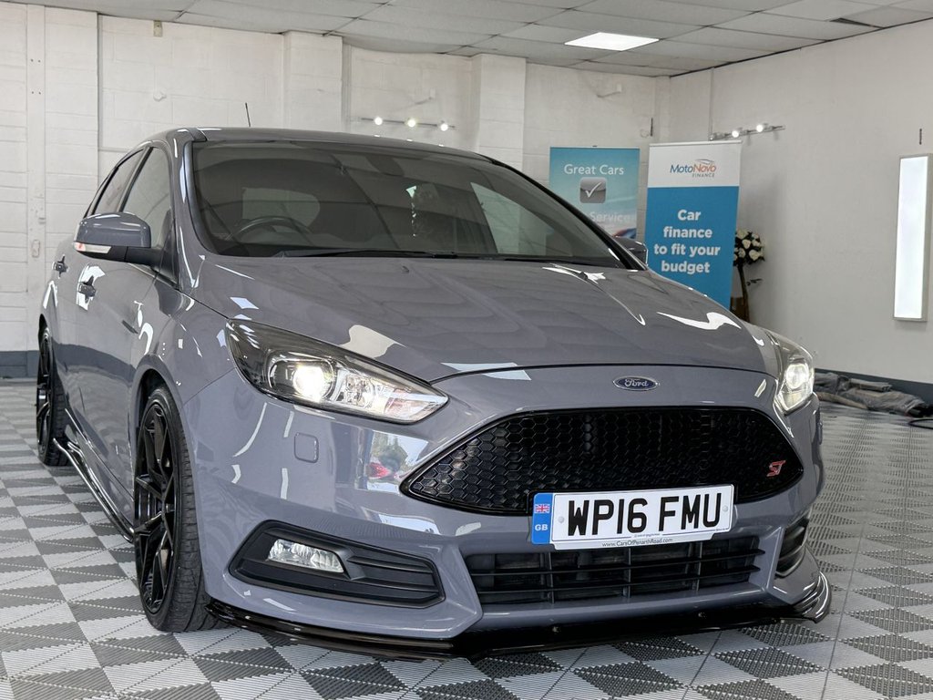 USED 2016 16 FORD FOCUS 2.0 TDCi ST-3 Hatchback 5dr Diesel Manual Euro 6 (s/s) (185 ps) 