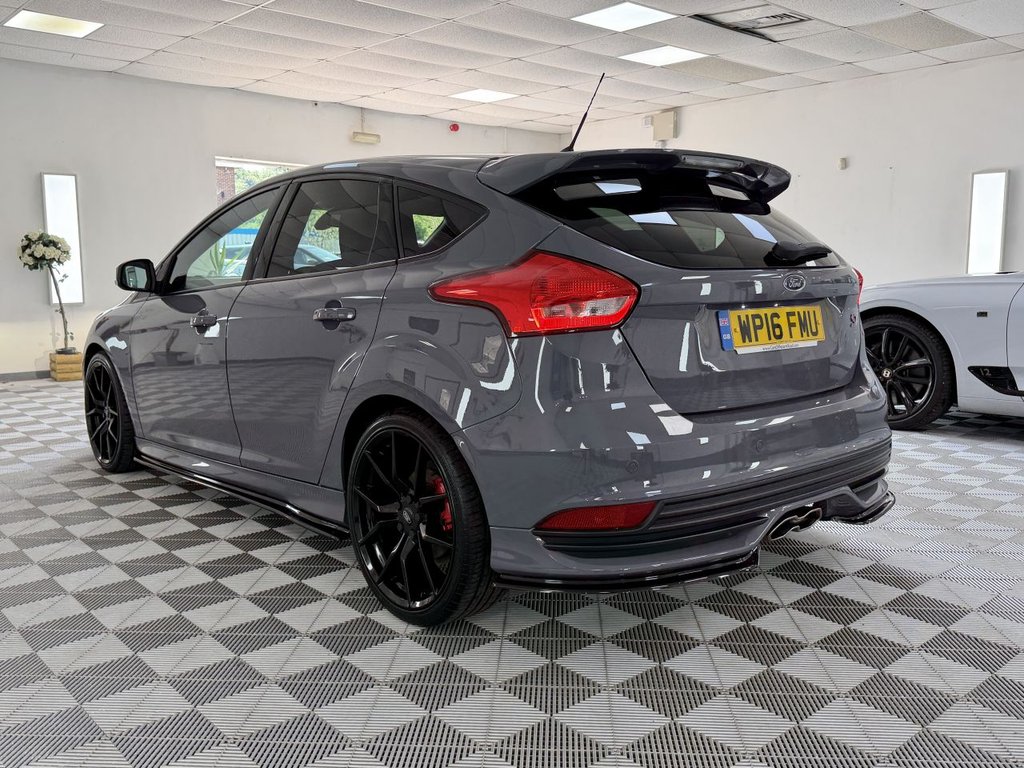 USED 2016 16 FORD FOCUS 2.0 TDCi ST-3 Hatchback 5dr Diesel Manual Euro 6 (s/s) (185 ps) 