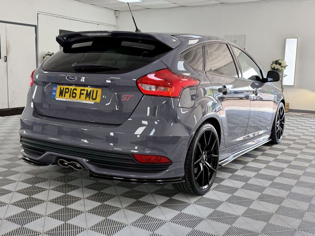 USED 2016 16 FORD FOCUS 2.0 TDCi ST-3 Hatchback 5dr Diesel Manual Euro 6 (s/s) (185 ps) 