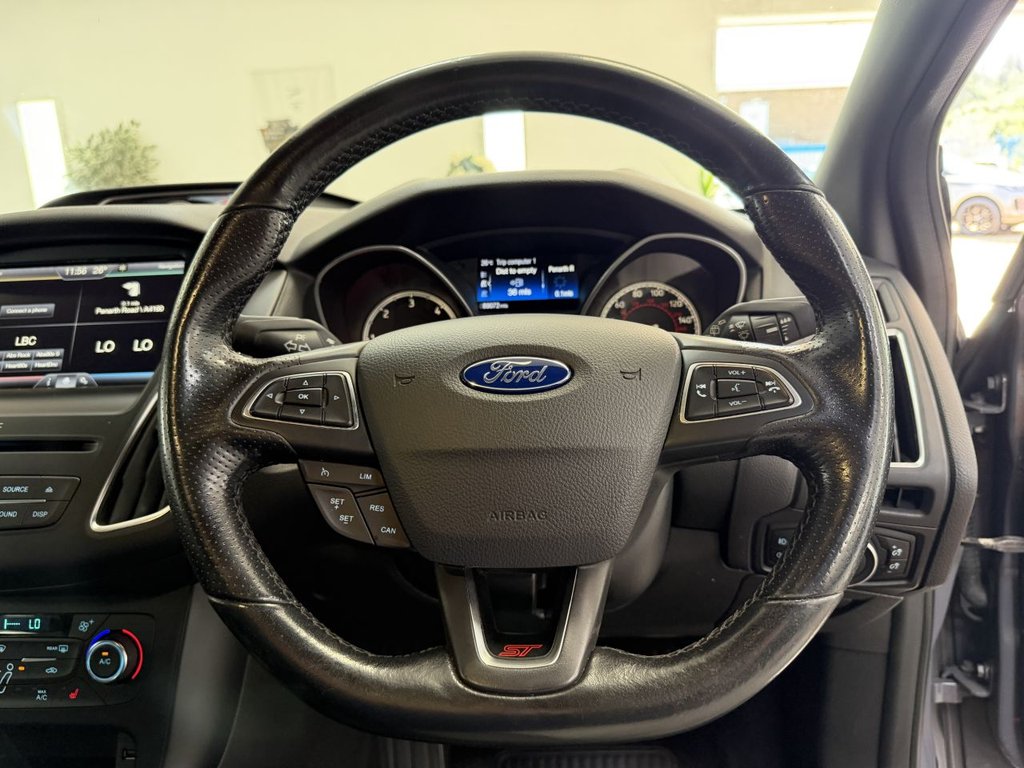 USED 2016 16 FORD FOCUS 2.0 TDCi ST-3 Hatchback 5dr Diesel Manual Euro 6 (s/s) (185 ps) 