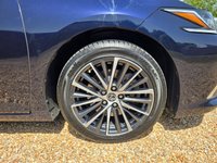 USED 2022 22 LEXUS ES 2.5 300h Saloon 4dr Petrol Hybrid E-CVT Euro 6 (s/s) (218 ps) 