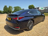 USED 2022 22 LEXUS ES 2.5 300h Saloon 4dr Petrol Hybrid E-CVT Euro 6 (s/s) (218 ps) 