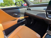 USED 2022 22 LEXUS ES 2.5 300h Saloon 4dr Petrol Hybrid E-CVT Euro 6 (s/s) (218 ps) 