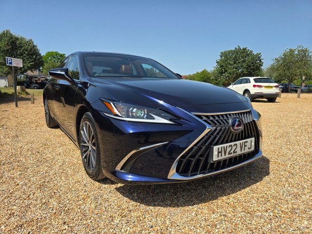 View our LEXUS ES