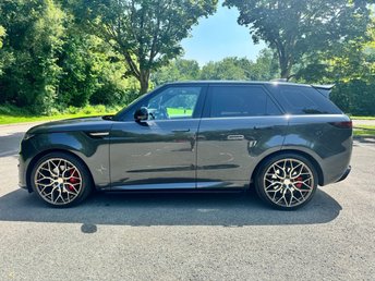 View our LAND ROVER RANGE ROVER SPORT