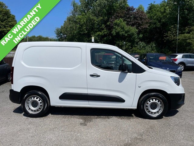 View our Vauxhall Combo 1.5 Turbo D 2300 Dynamic Panel Van 4dr Diesel Manual L1 H1 Euro 6 (100 ps)