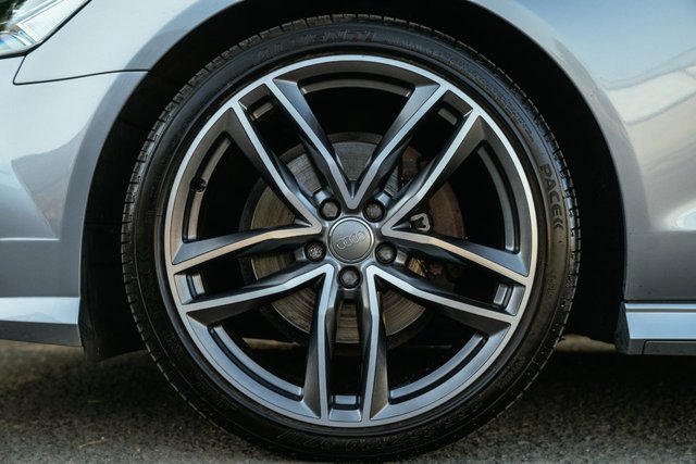 View our AUDI A6 AVANT