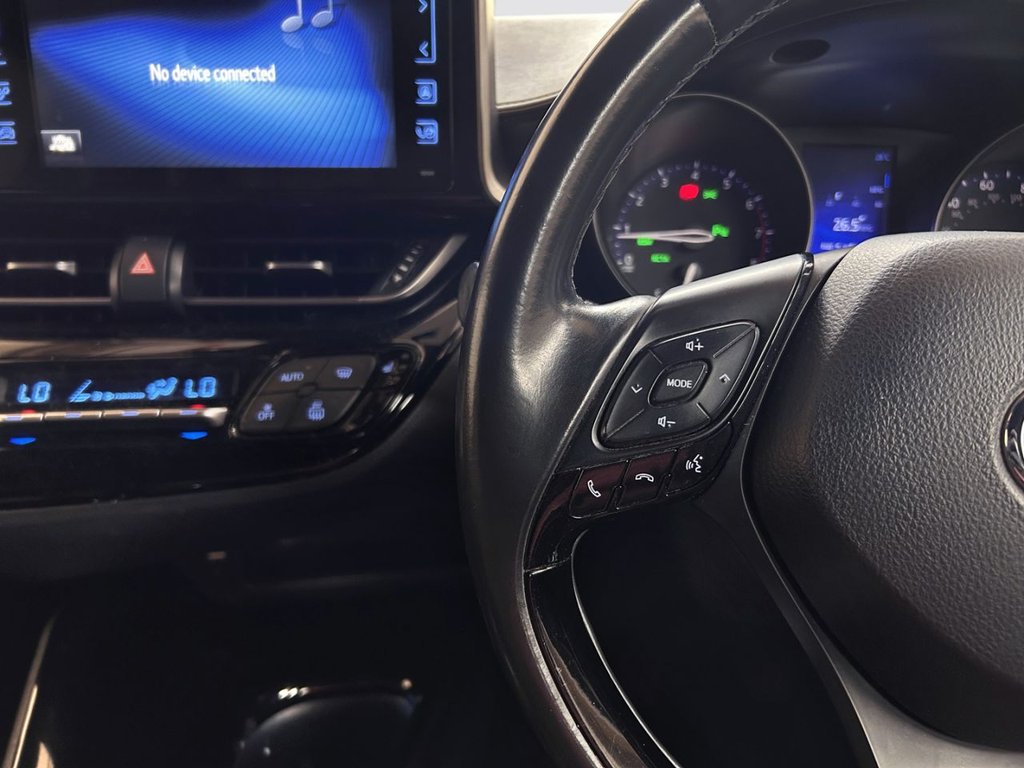 2019 Toyota C-HR — image 14