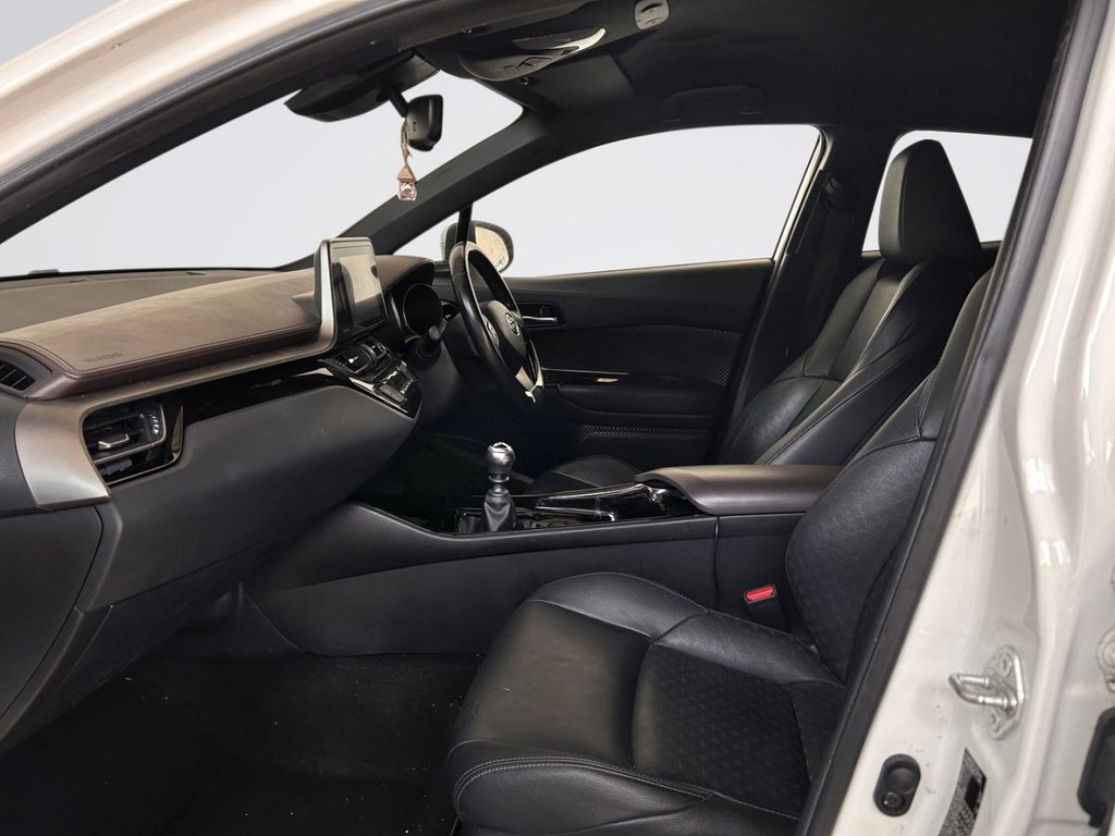 2019 Toyota C-HR — image 10