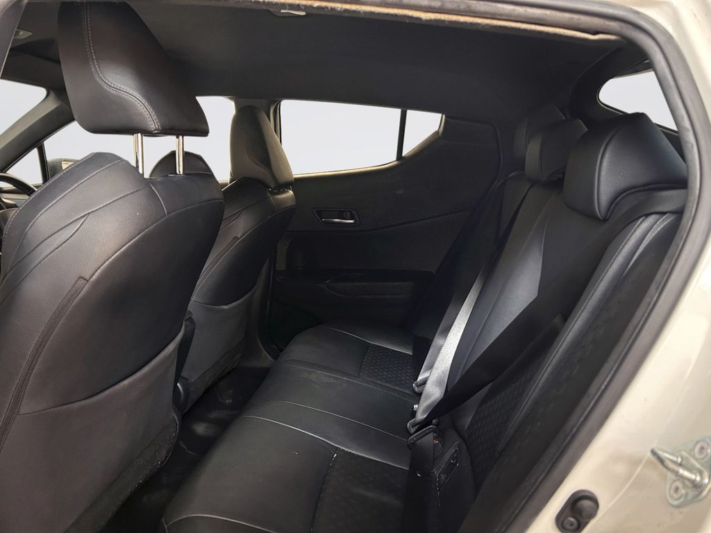 2019 Toyota C-HR — image 11