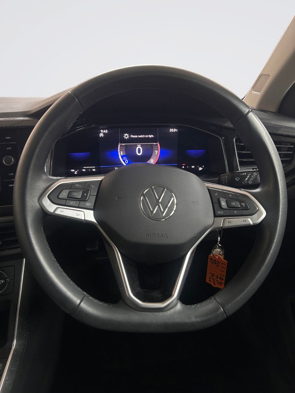 2023 Volkswagen Polo — image 11