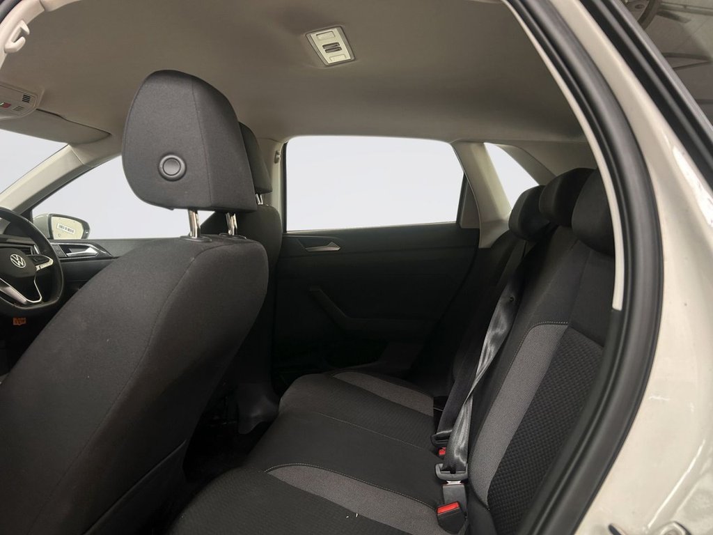 2023 Volkswagen Polo — image 10