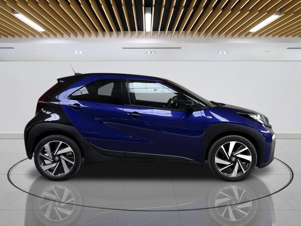 2023 Toyota Aygo X — image 6