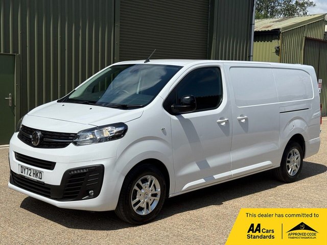 2022 VAUXHALL VIVARO